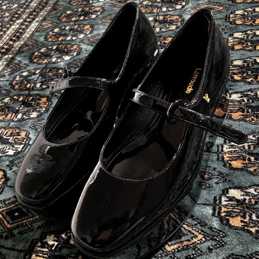 Larroude Flatform Mary Jane Patent Leather NWOT